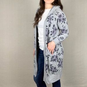 Cozy Floral Duster Cardigan - EUC - Size Medium